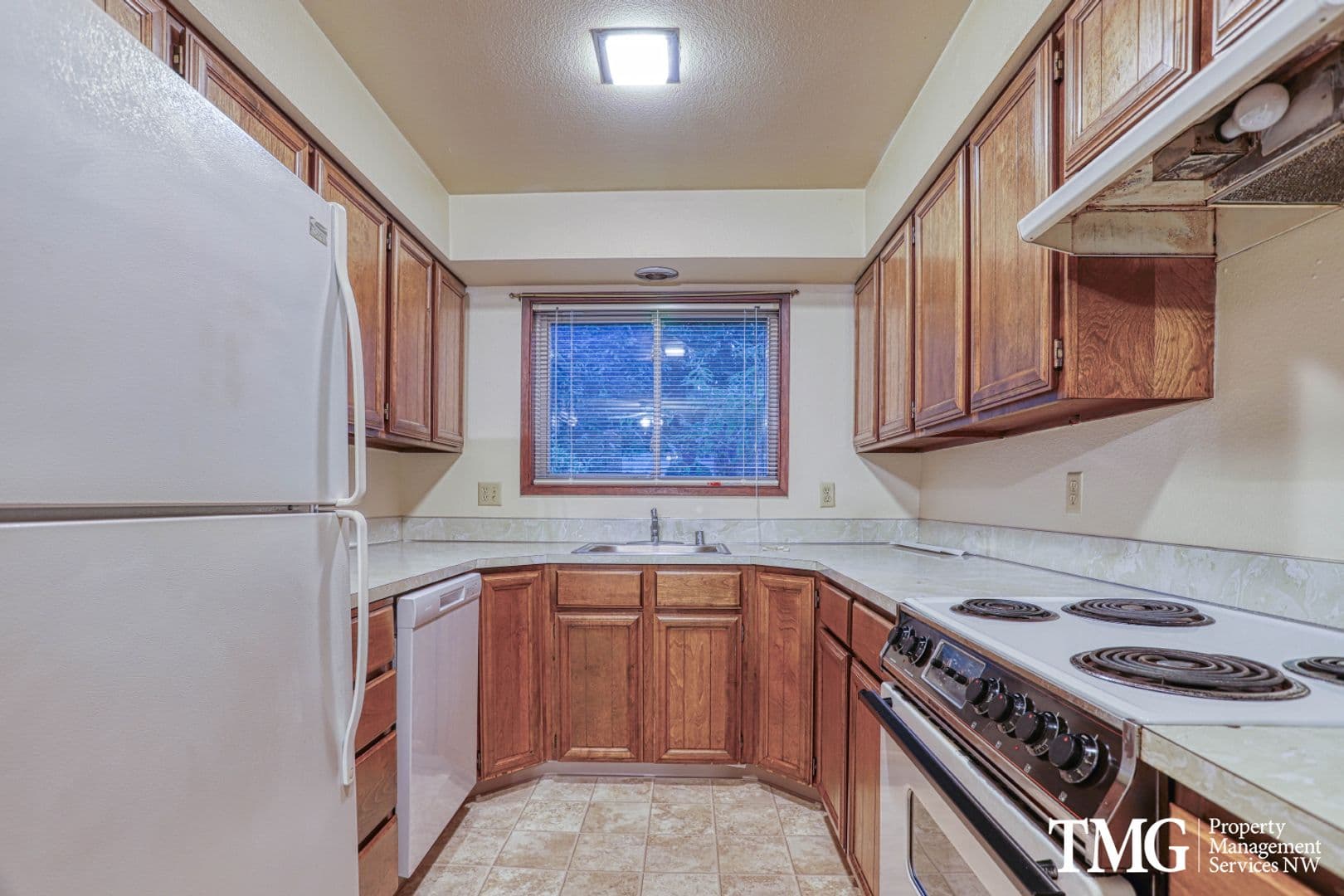 Vancouver Apartment: 15702 - 15708 SE 3rd Street