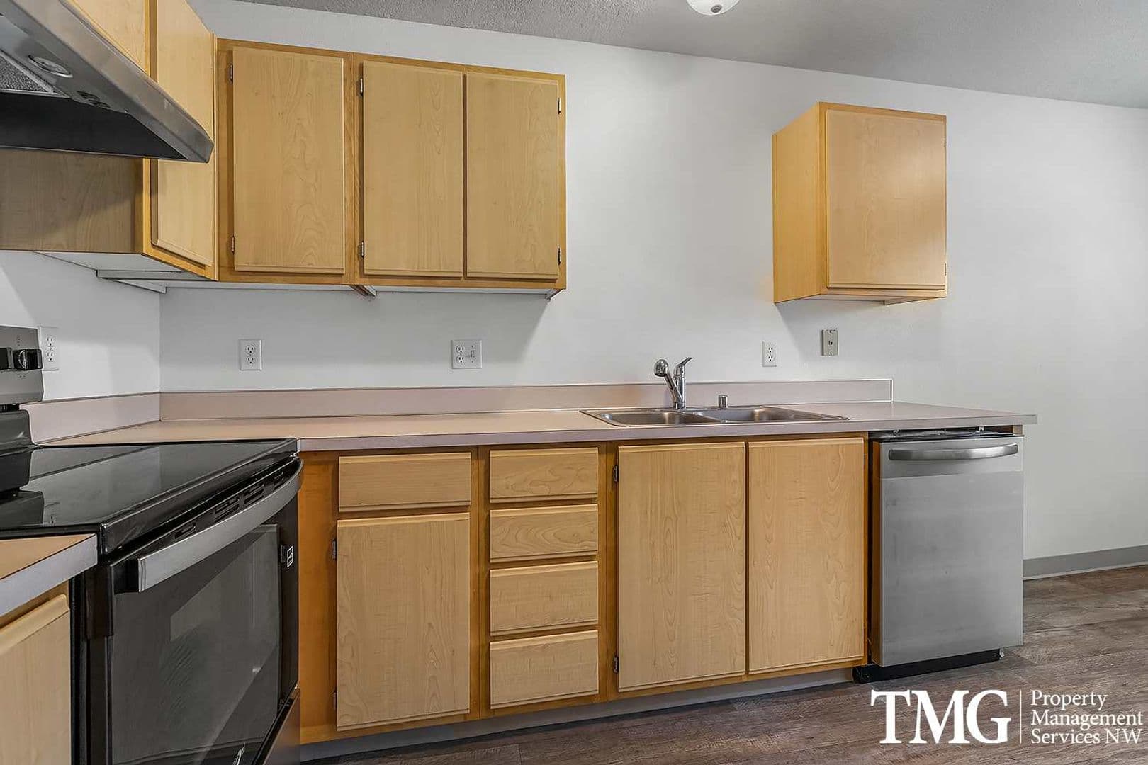 Vancouver Apartment: 13608 NE 72nd St