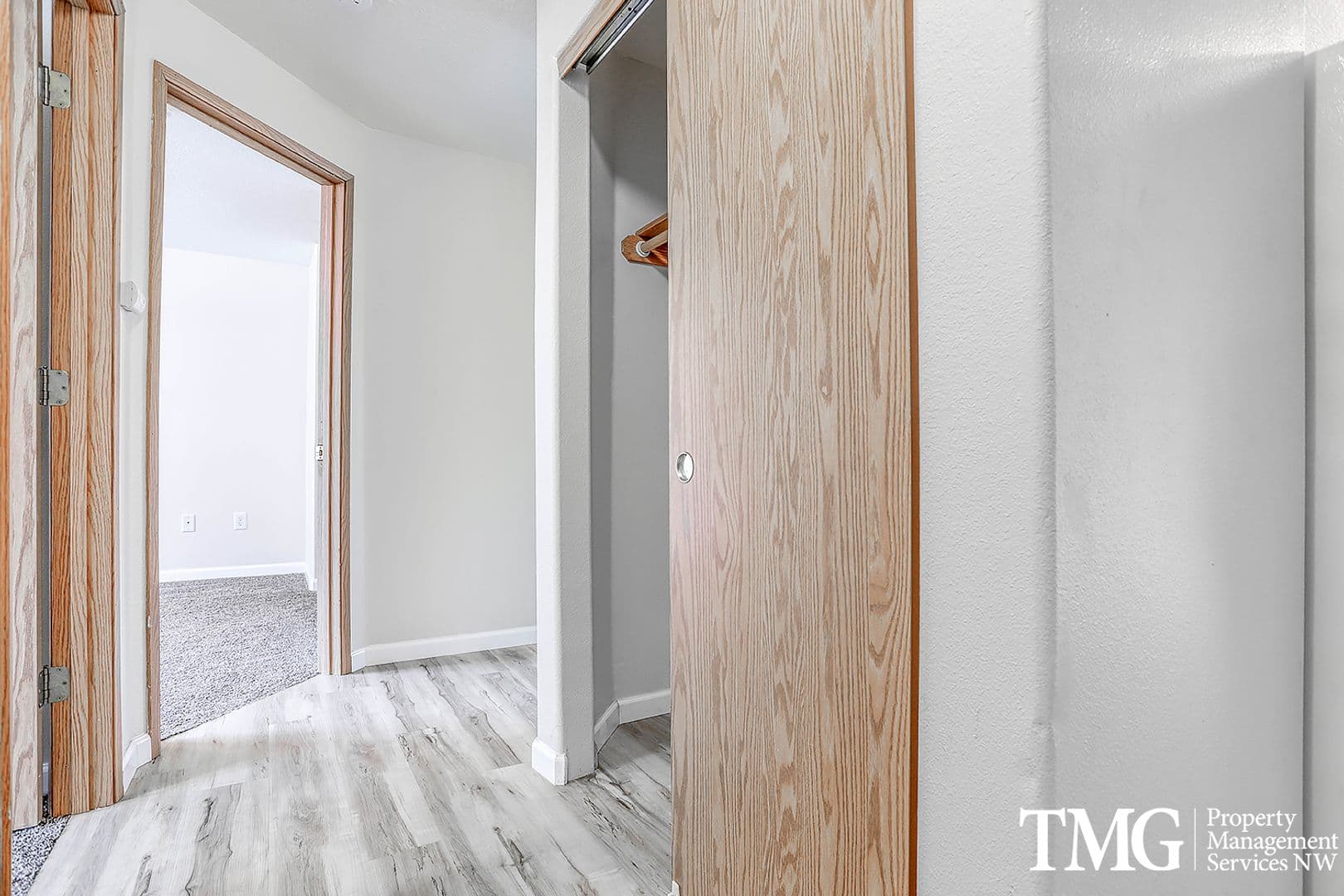 Camas Apartment: 2615 NE 3rd Avenue
