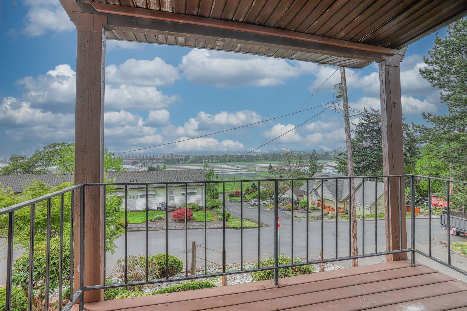 Vancouver Apartment: 2104 & 2106 E 6th St.