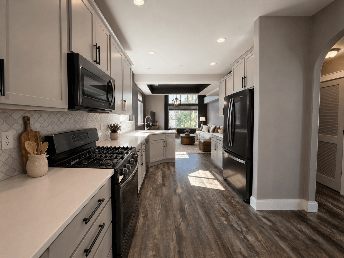Richland House: 4504 Corvina Street