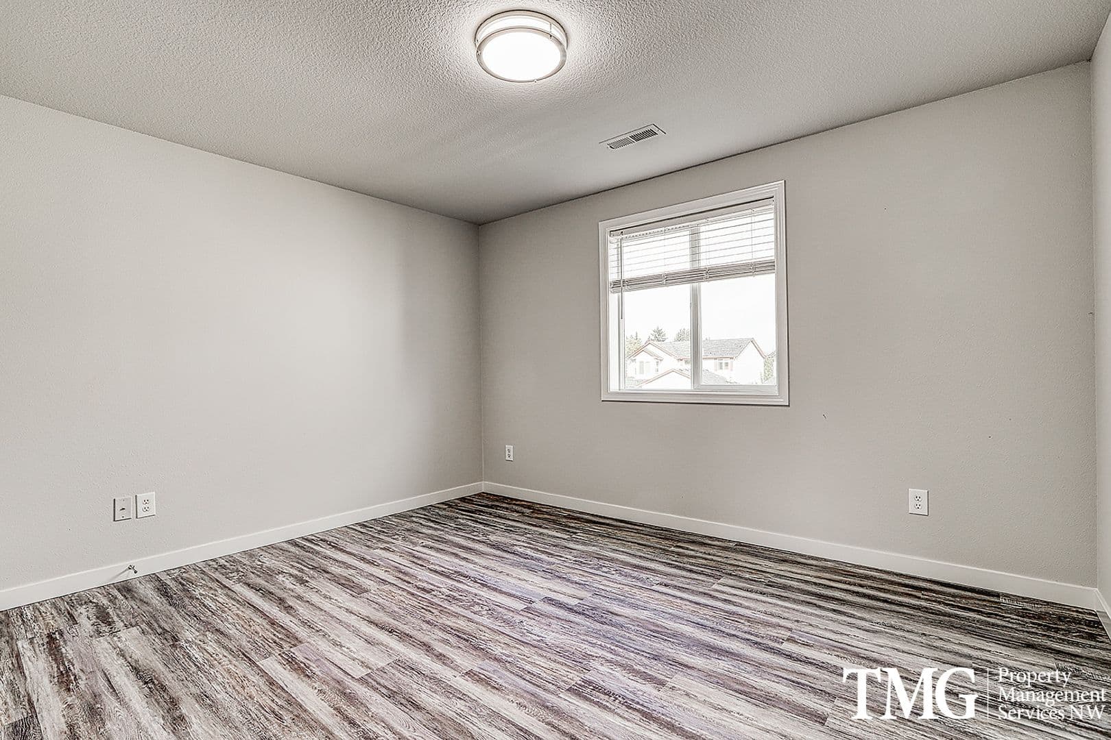 Vancouver House: 8802 NE 84th Street