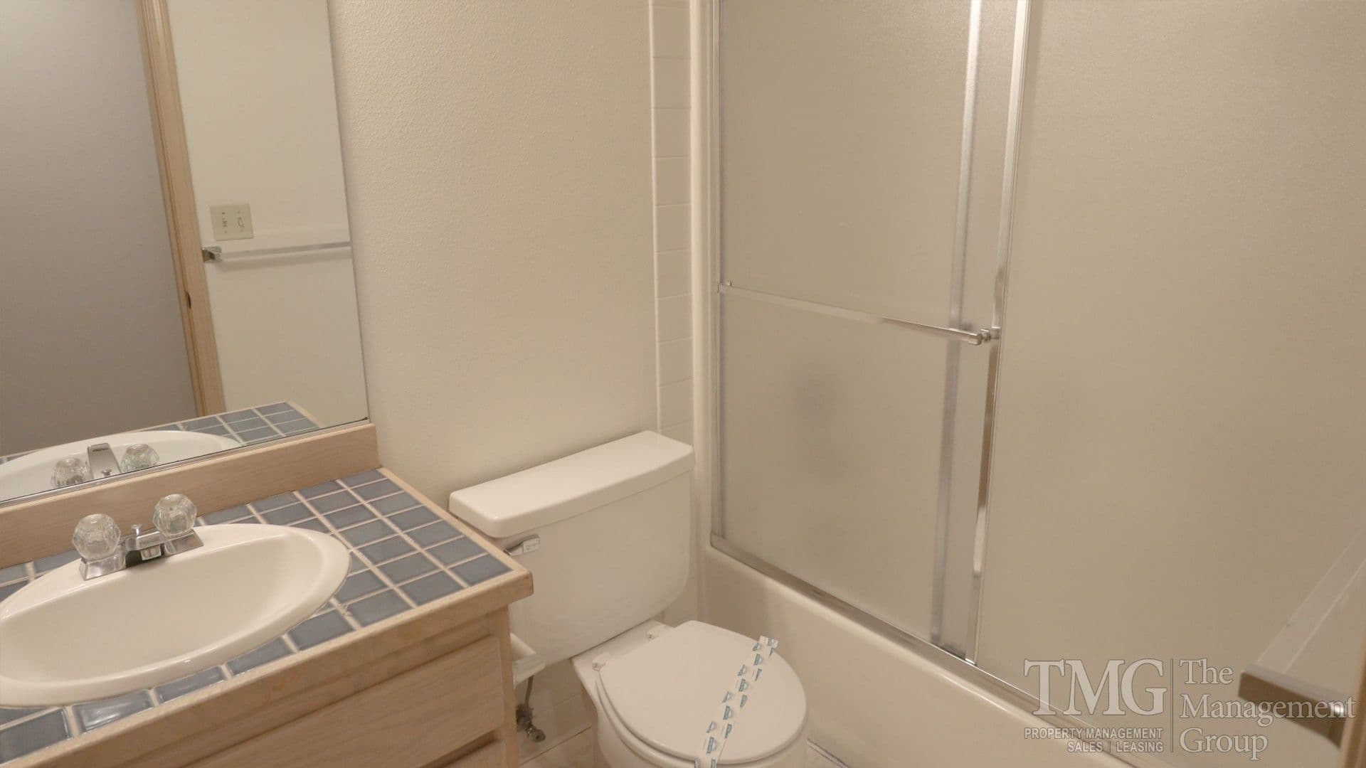 Vancouver Apartment: 12200 SE 7th St. #A, #B