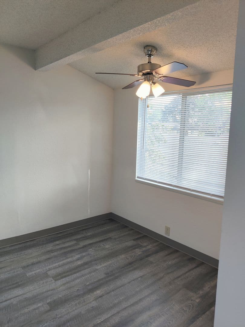 Kennewick Apartment: 507 N Arthur St