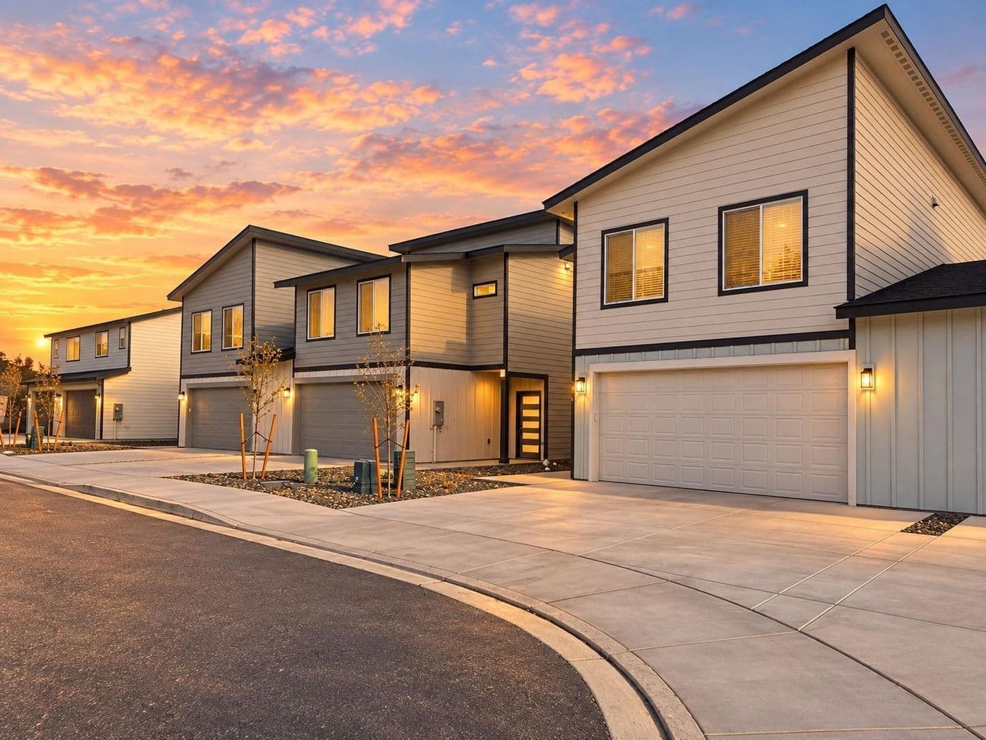 Kennewick Townhome: 5881 W 40th Court