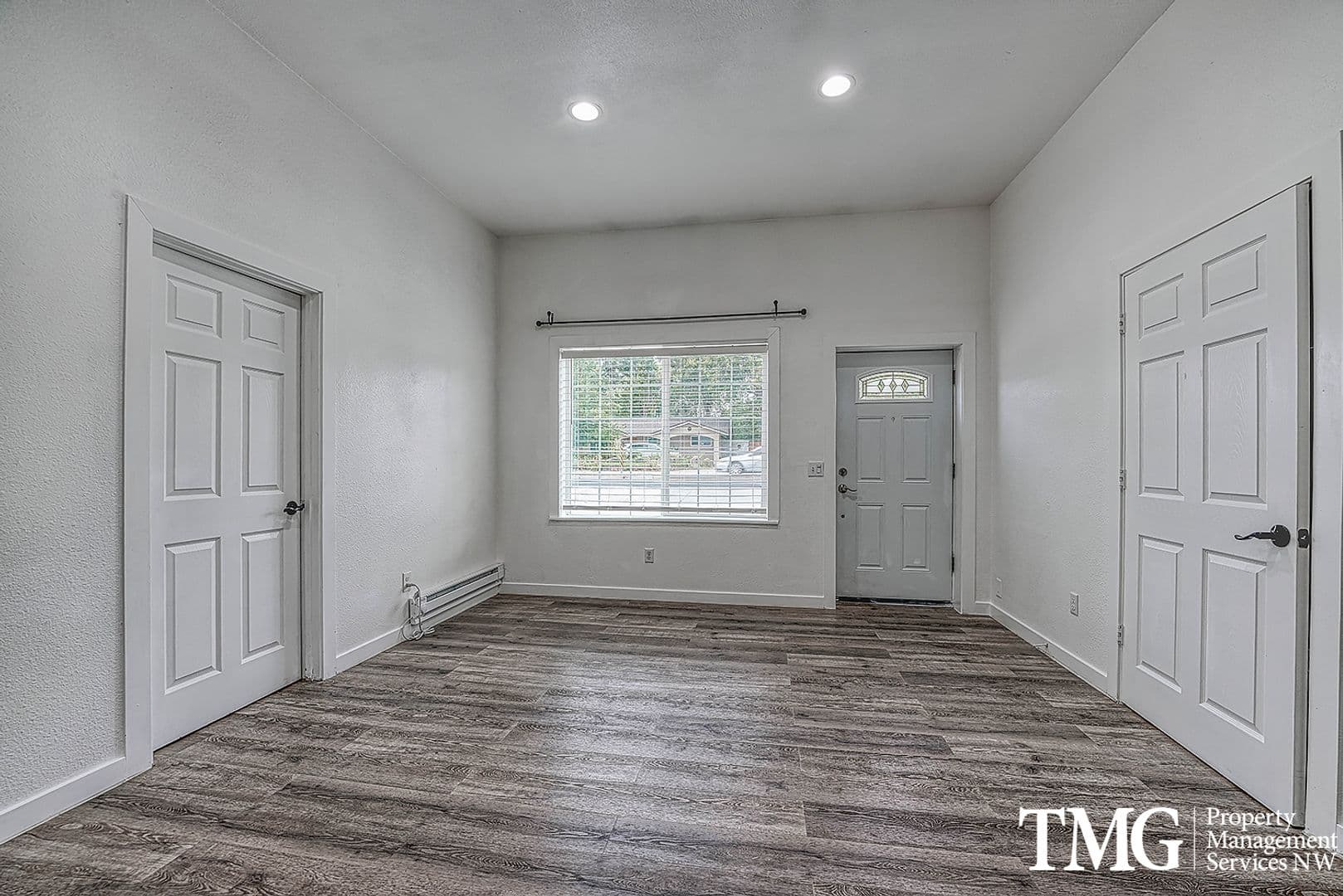 Kennewick House: 312 S Kellogg Street #B
