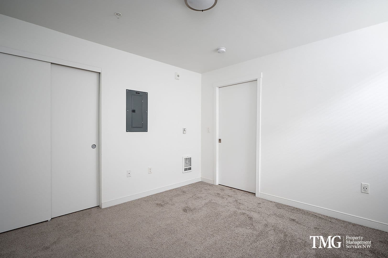 Vancouver Apartment: 13414 NE 23rd Ave