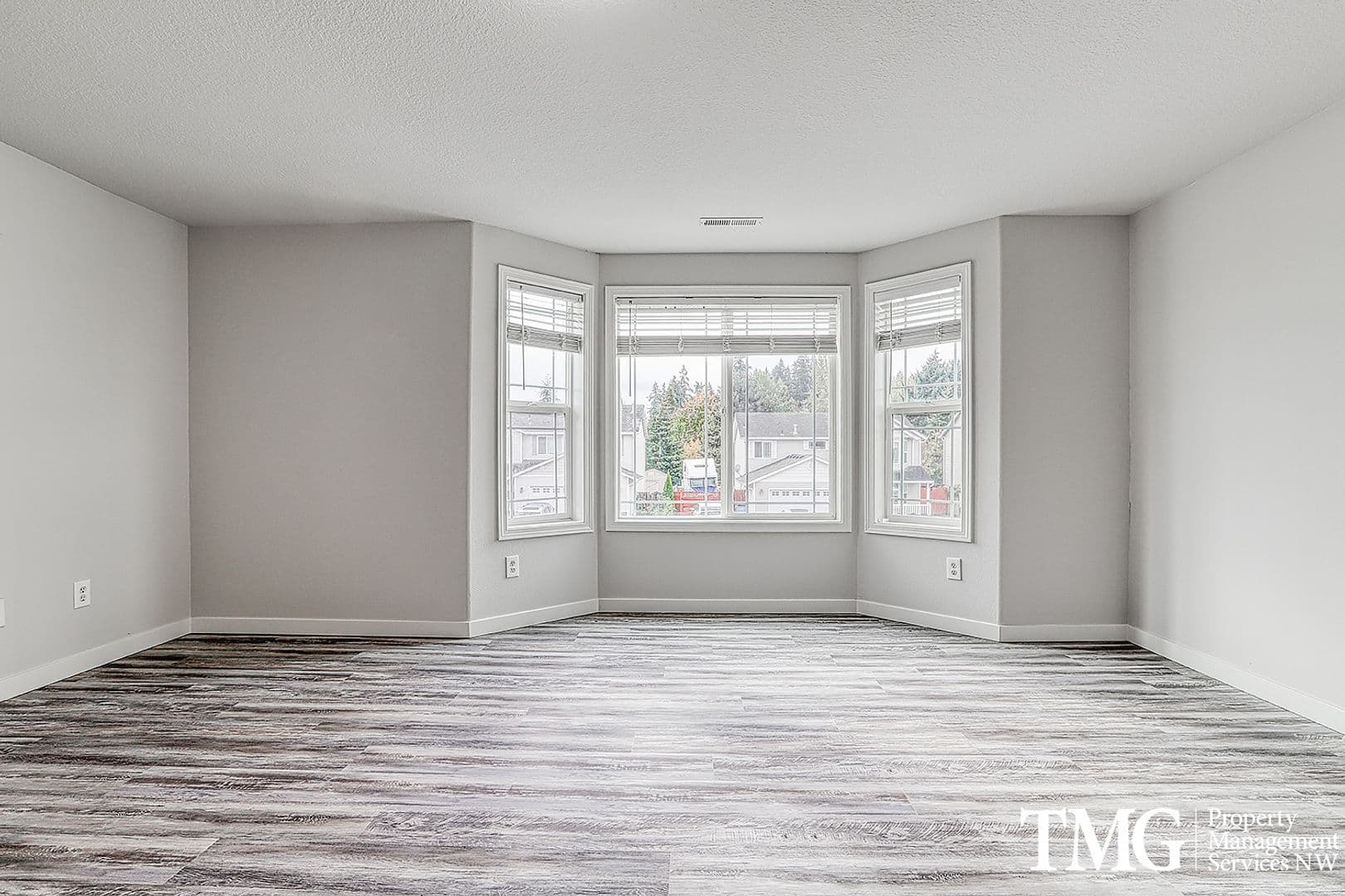 Vancouver House: 8802 NE 84th Street