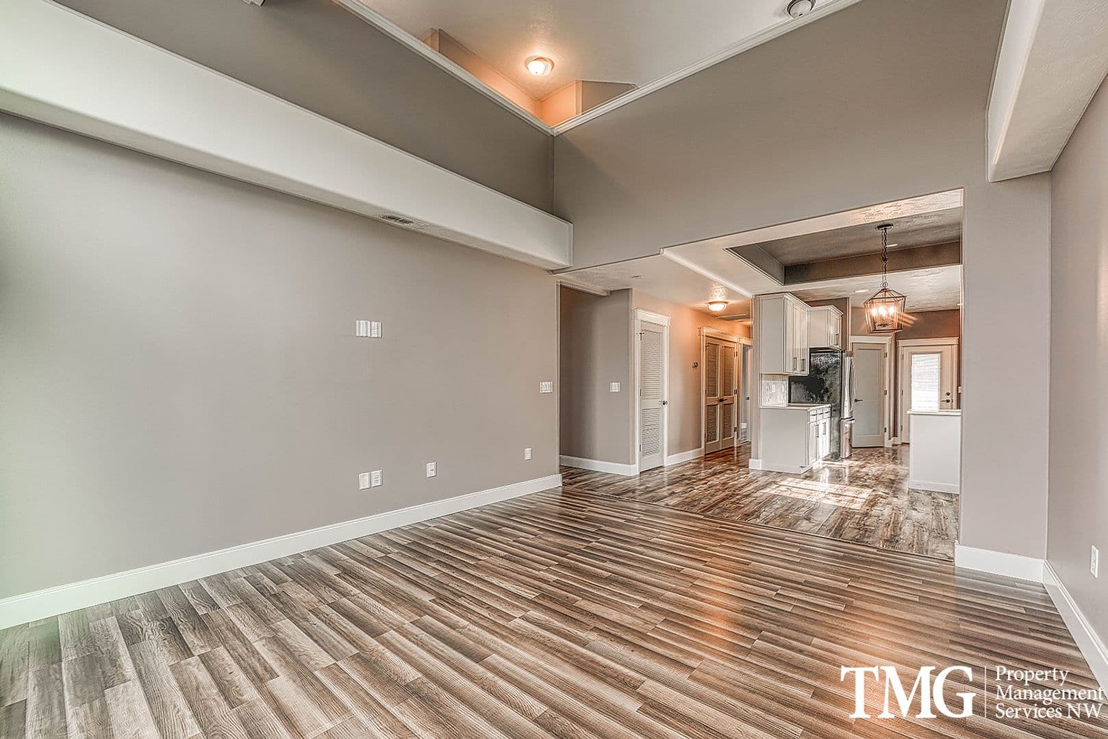 Richland House: 4504 Corvina Street