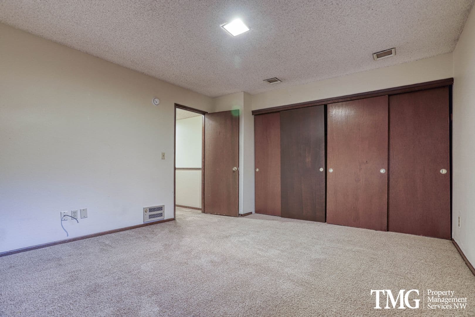 Vancouver Apartment: 15702 - 15708 SE 3rd Street