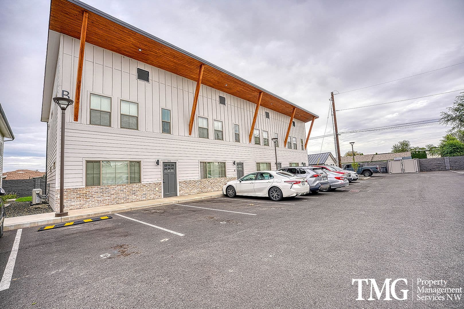 Kennewick Townhome: 718 N Volland St