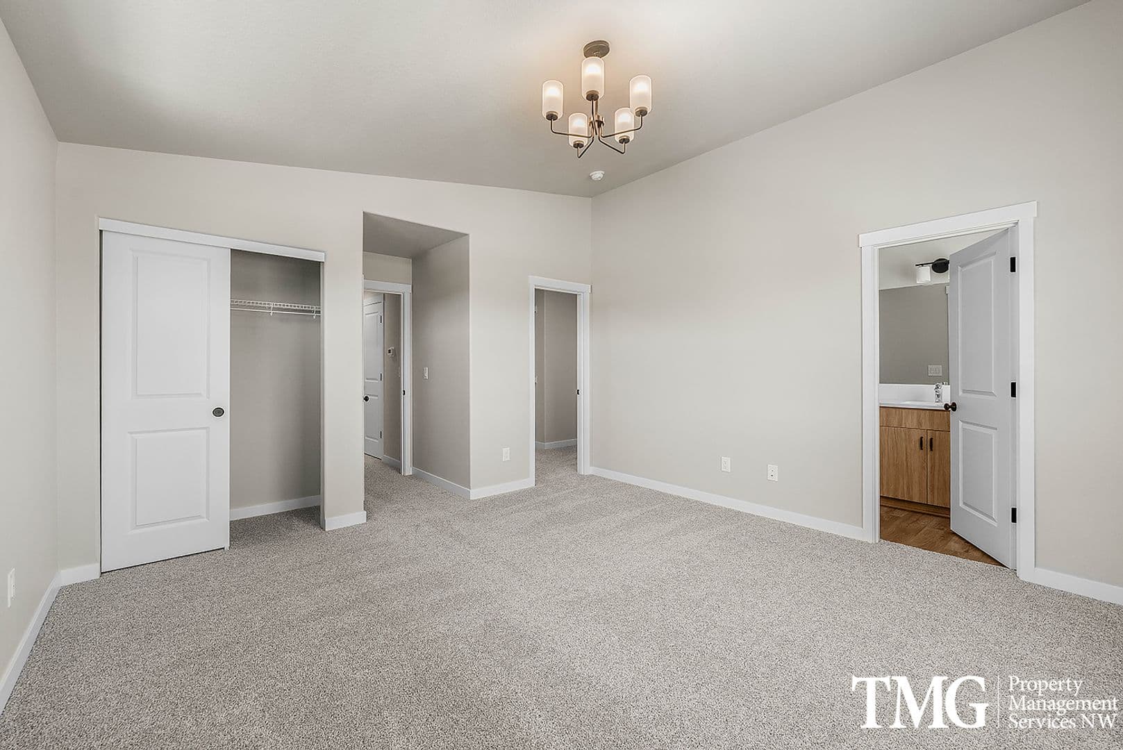 Vancouver Apartment: 11332 NE 131st Ct
