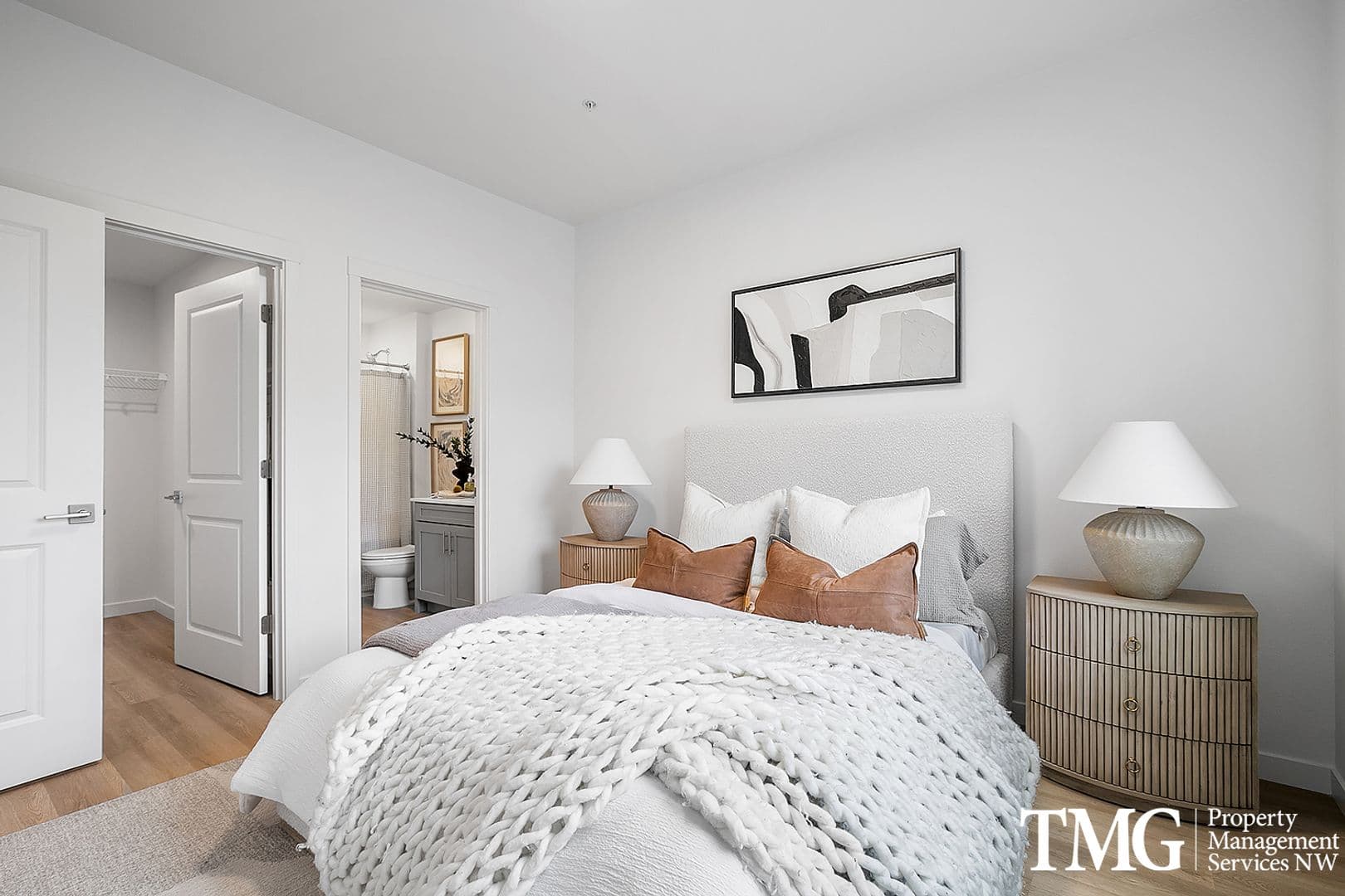 Vancouver Apartment: 12616 NE 116th Way