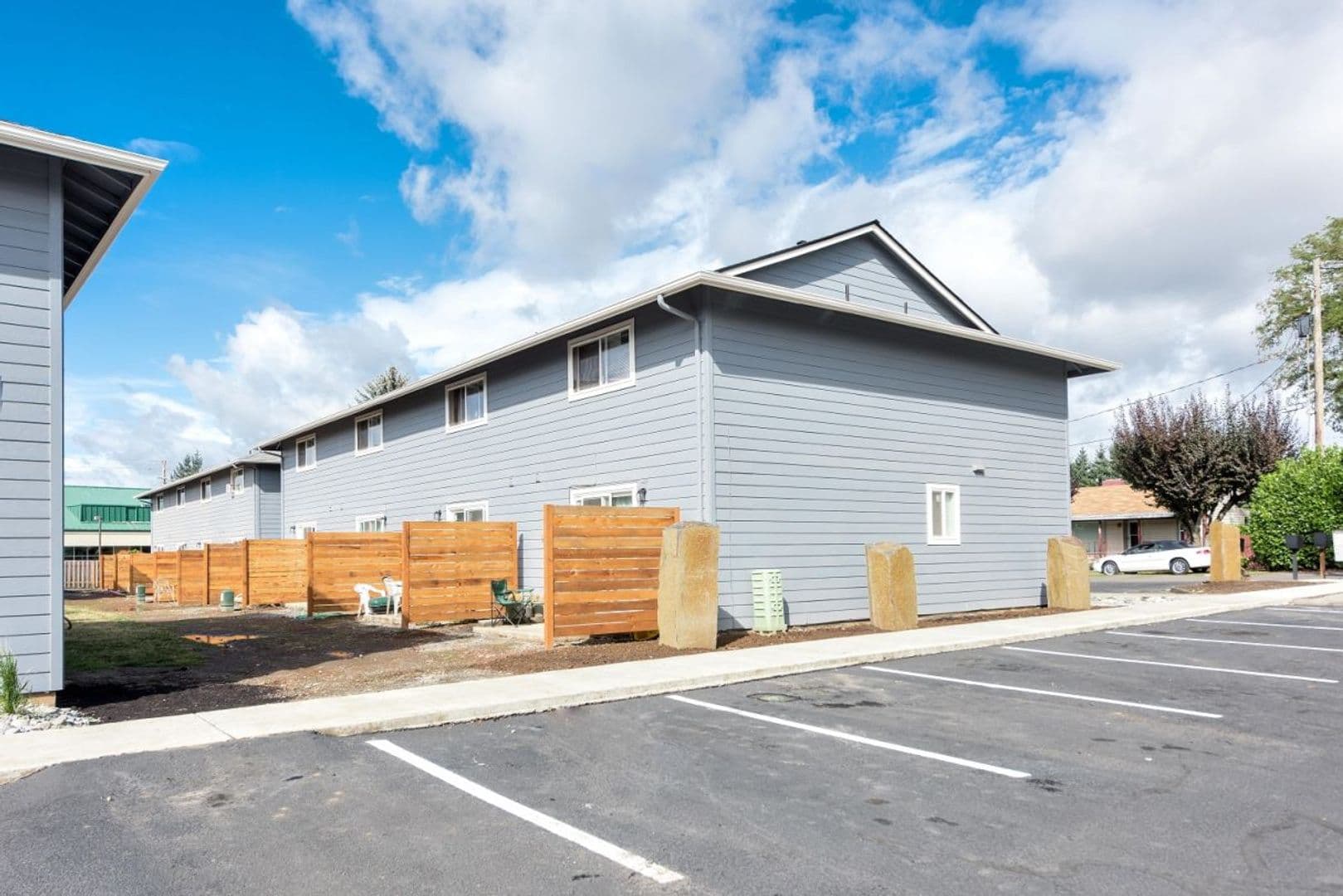 Vancouver Apartment: 3417 NE 53rd St