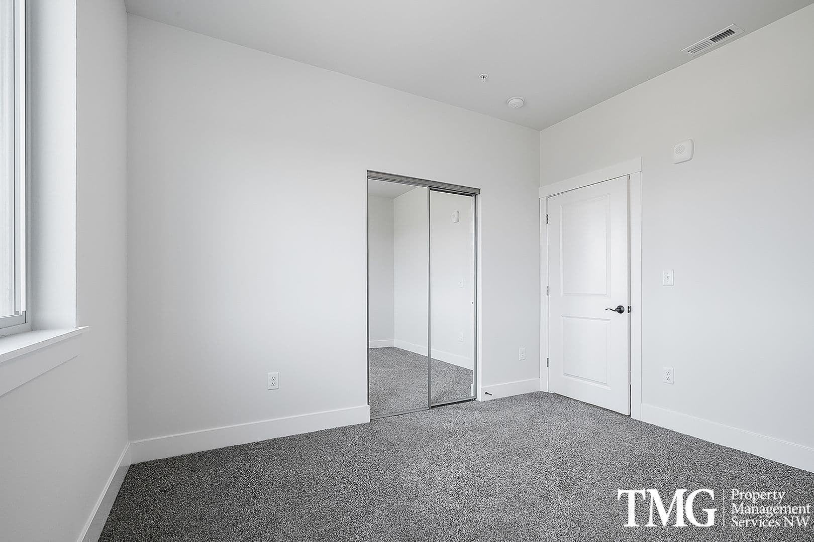 Kennewick Apartment: 7942 W 10th Ave