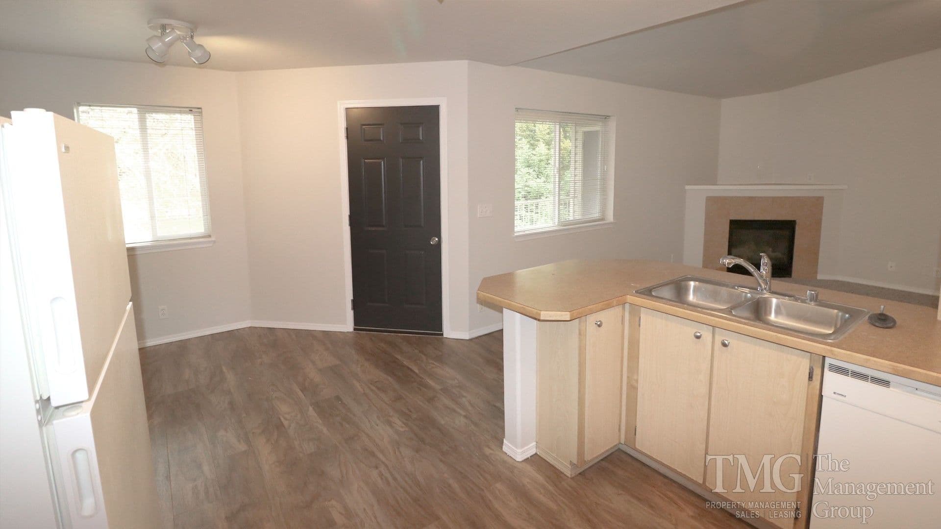 Vancouver Apartment: 5313 NE 68th Ave