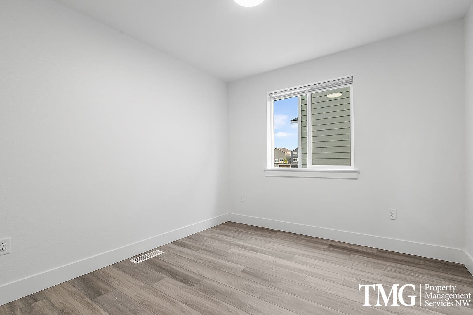 West Richland Apartment: 7850 Paradise Way