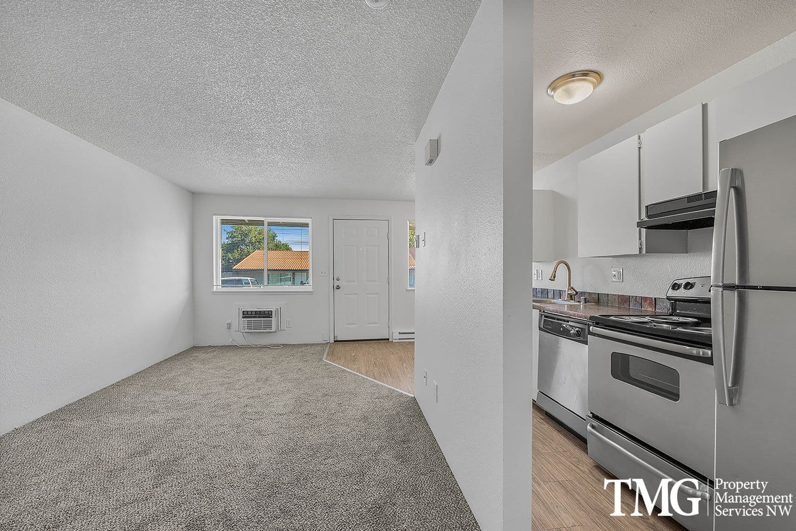 Kennewick Apartment: 803 S Olympia St