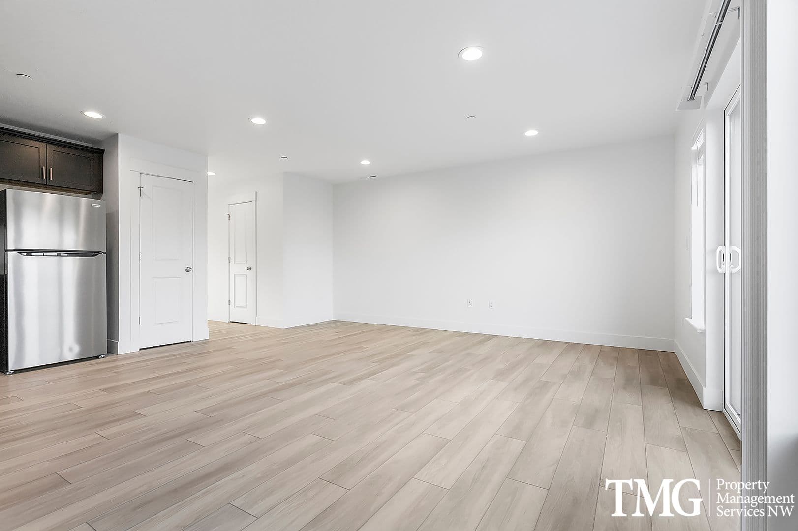 West Richland Townhome: 977 Creer Way - A-103