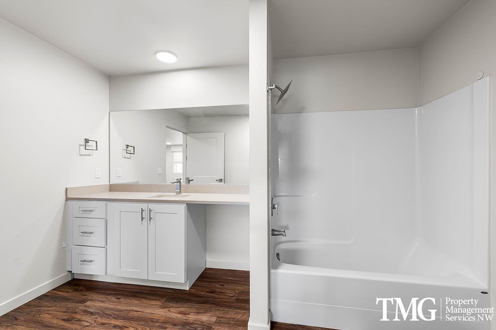 Pasco Apartment: 6701 W Argent Rd