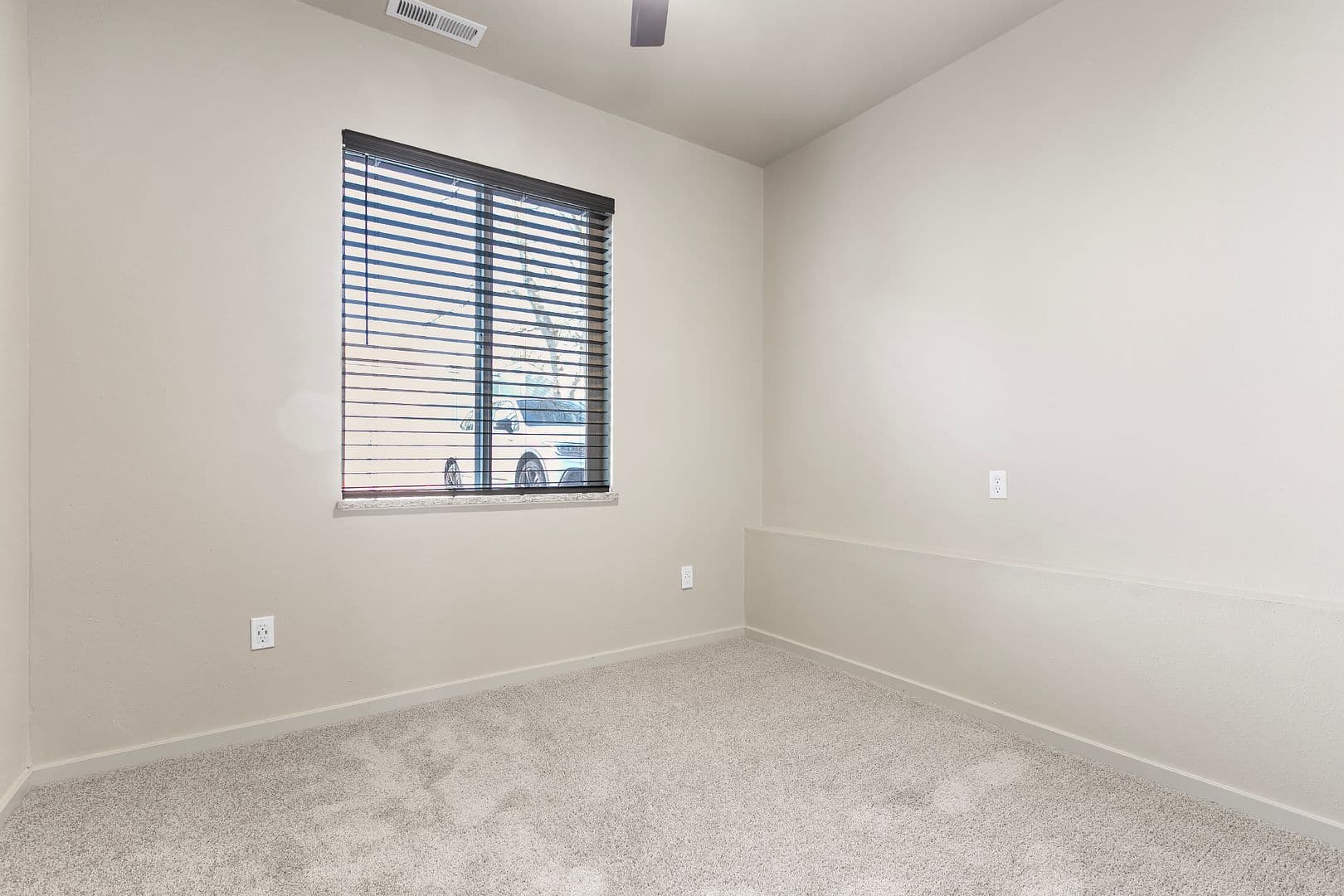 Vancouver Apartment: OLP 5264 NE 121st Avenue