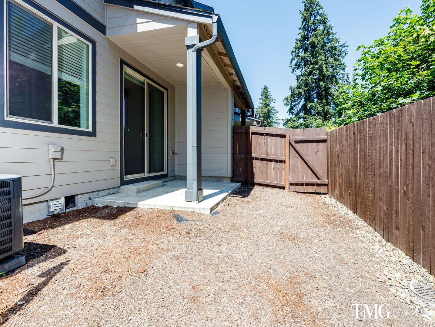 Vancouver House: 11311 NE 14th Ct