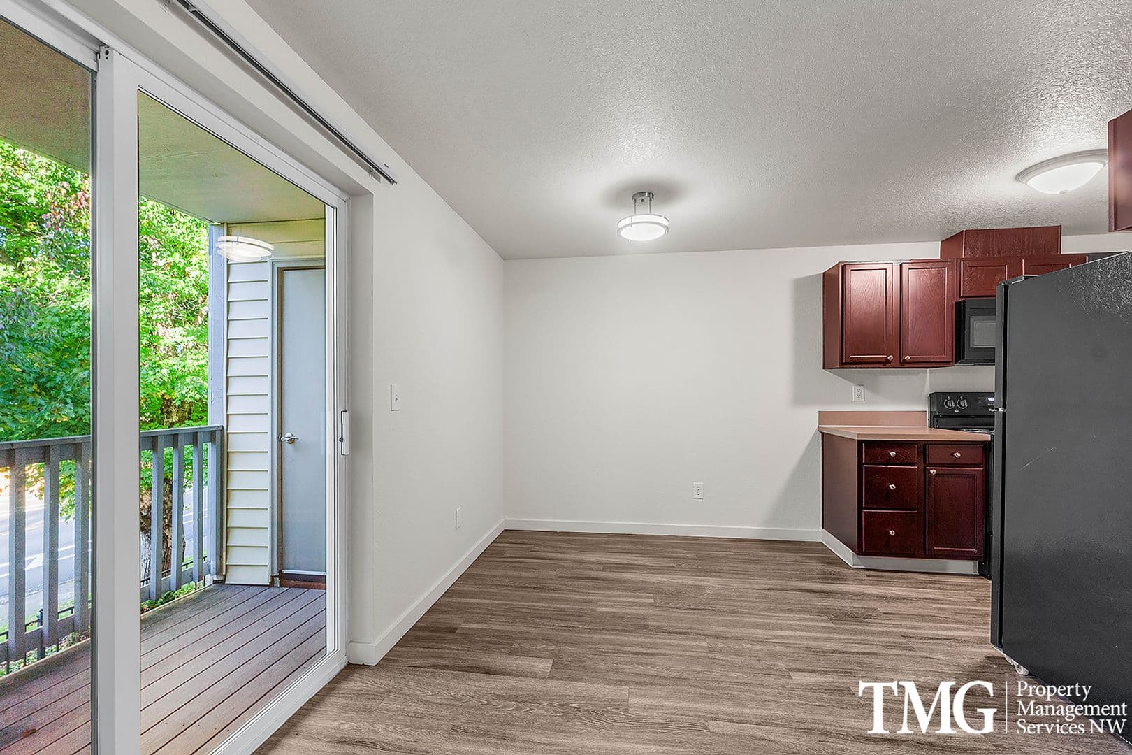 Vancouver Apartment: 16119 SE 1st St