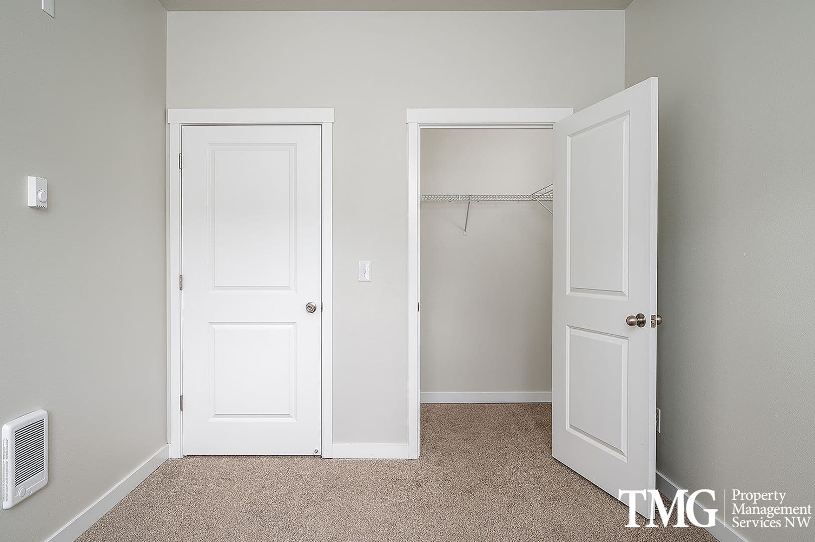 Vancouver Apartment: 4705 NE Leverich Park Way