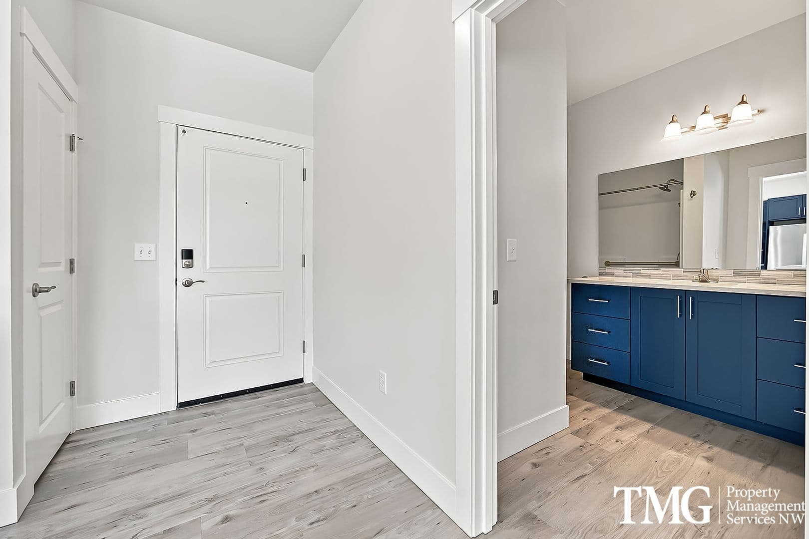 Kennewick Apartment: 7918 W 10th Ave
