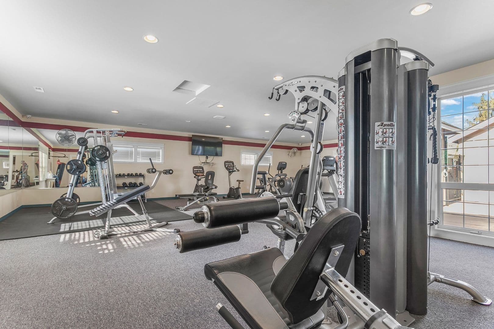 Kennewick Apartment: 8180 W 4th Ave