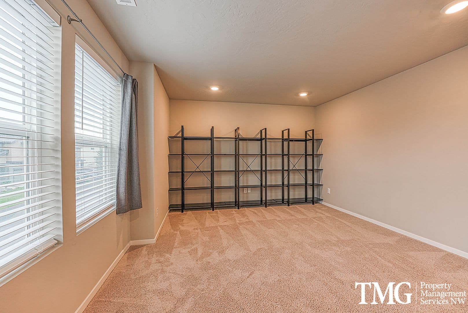 West Richland House: 7796 Ranchland Lane