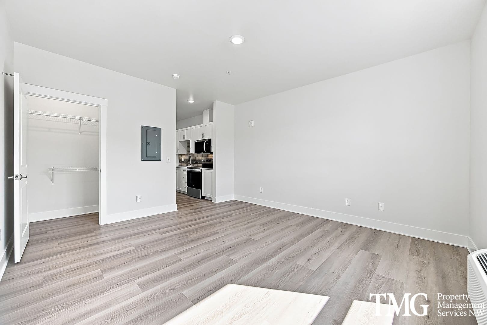 Kennewick Apartment: 7918 W 10th Ave