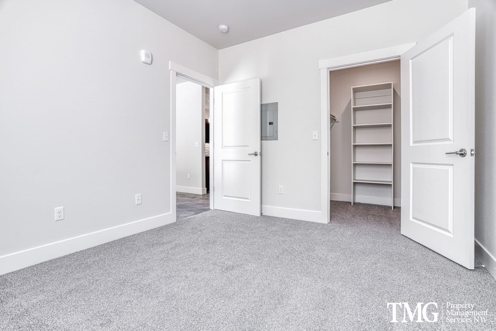 Kennewick Apartment: 7960 W 10th Ave