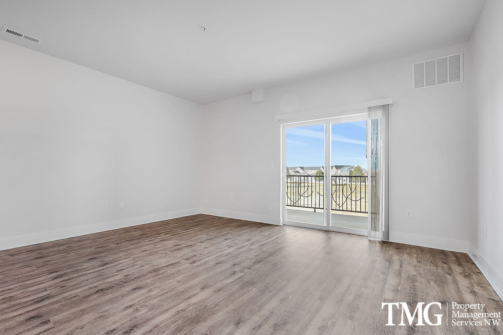 Kennewick Apartment: 7942 W 10th Ave