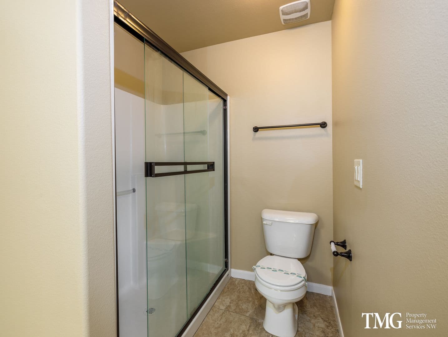 Vancouver Apartment: 9807 NE 76th Way