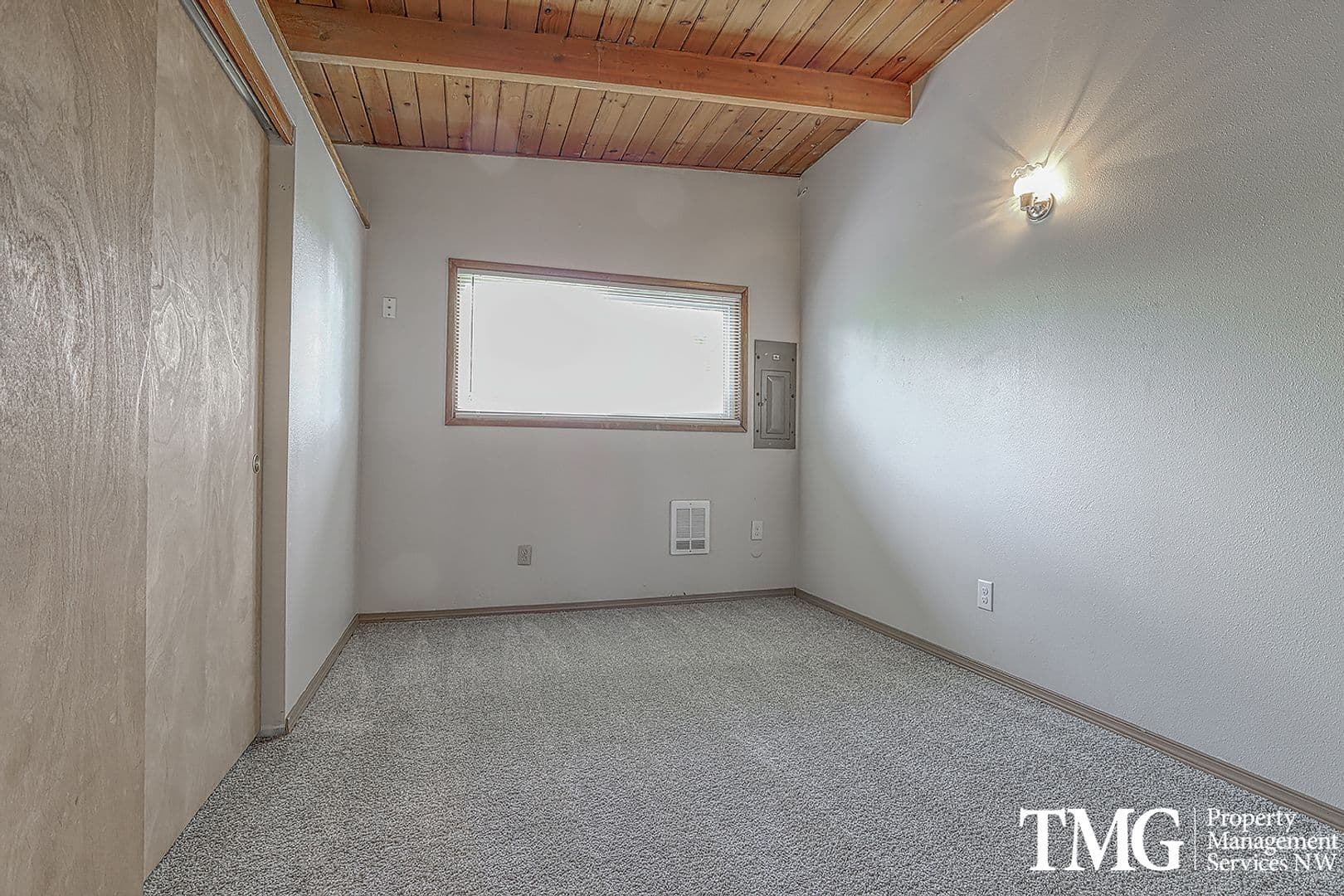 Vancouver Apartment: 2106 & 2108 E 33rd Street