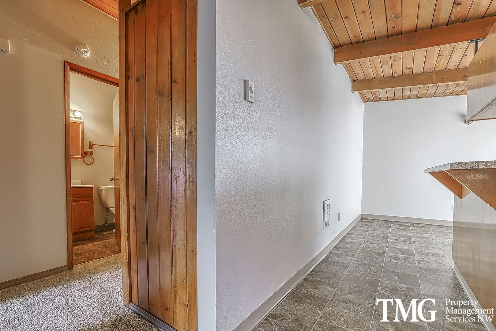 Vancouver Apartment: 2106 & 2108 E 33rd Street