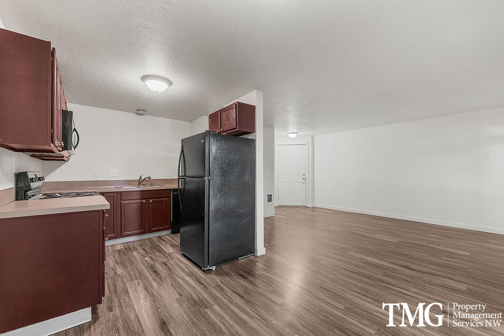 Vancouver Apartment: 16119 SE 1st St