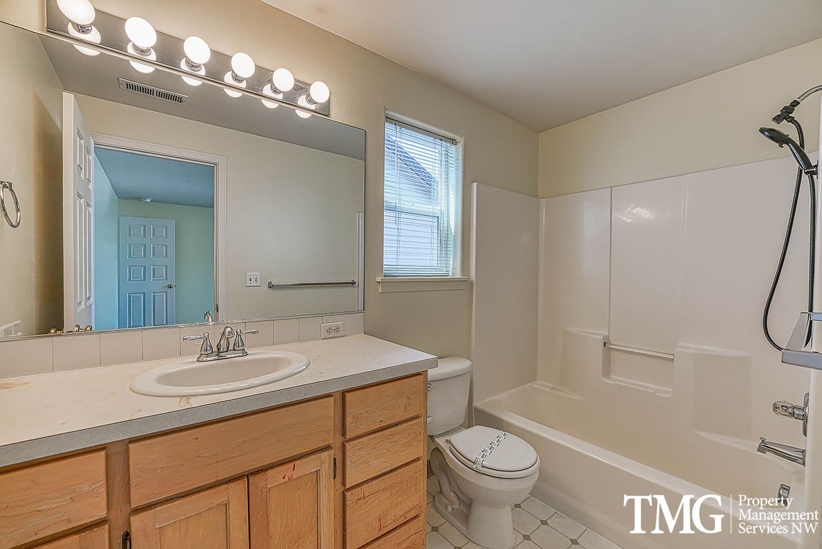 Vancouver House: 15012 NE 68th Way