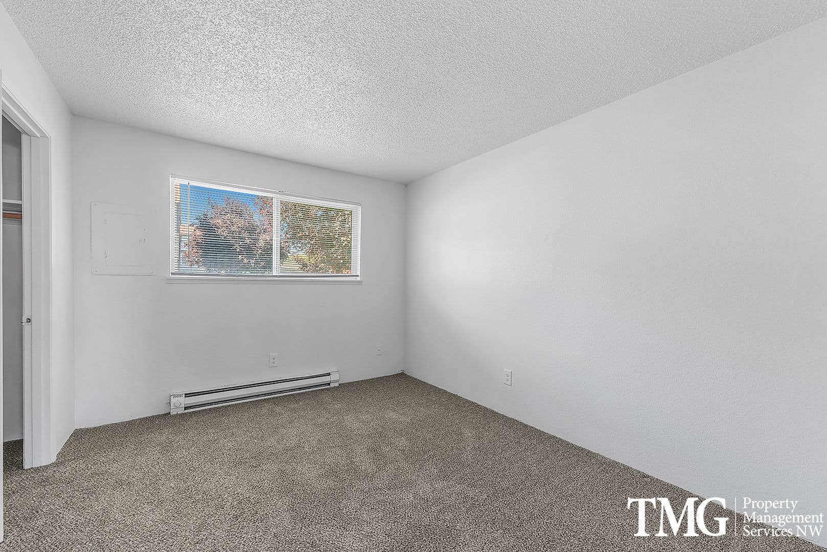 Kennewick Apartment: 803 S Olympia St
