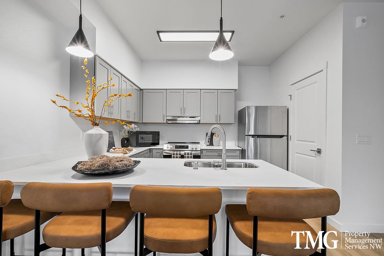 Vancouver Apartment: 12616 NE 116th Way