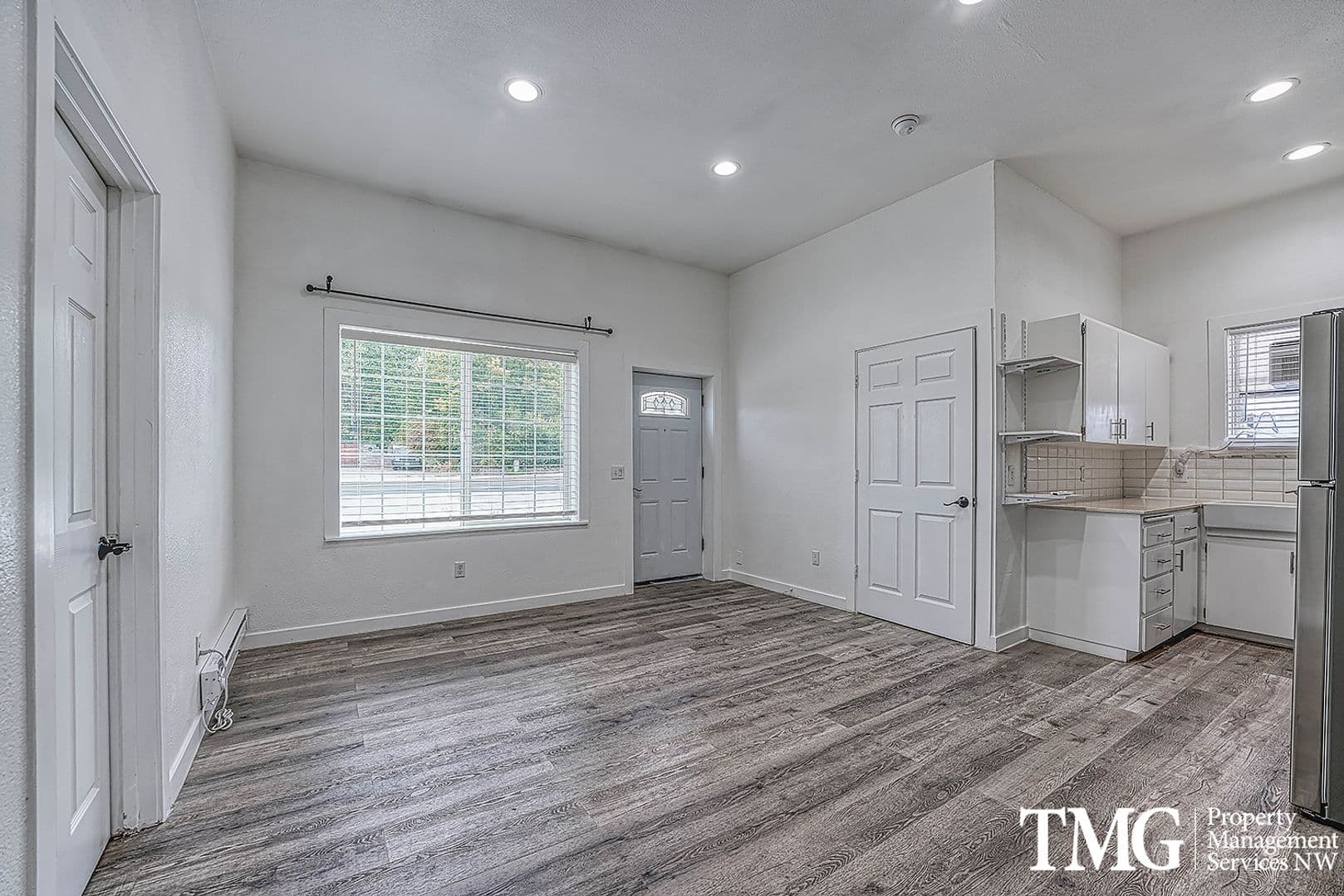 Kennewick House: 312 S Kellogg Street #B