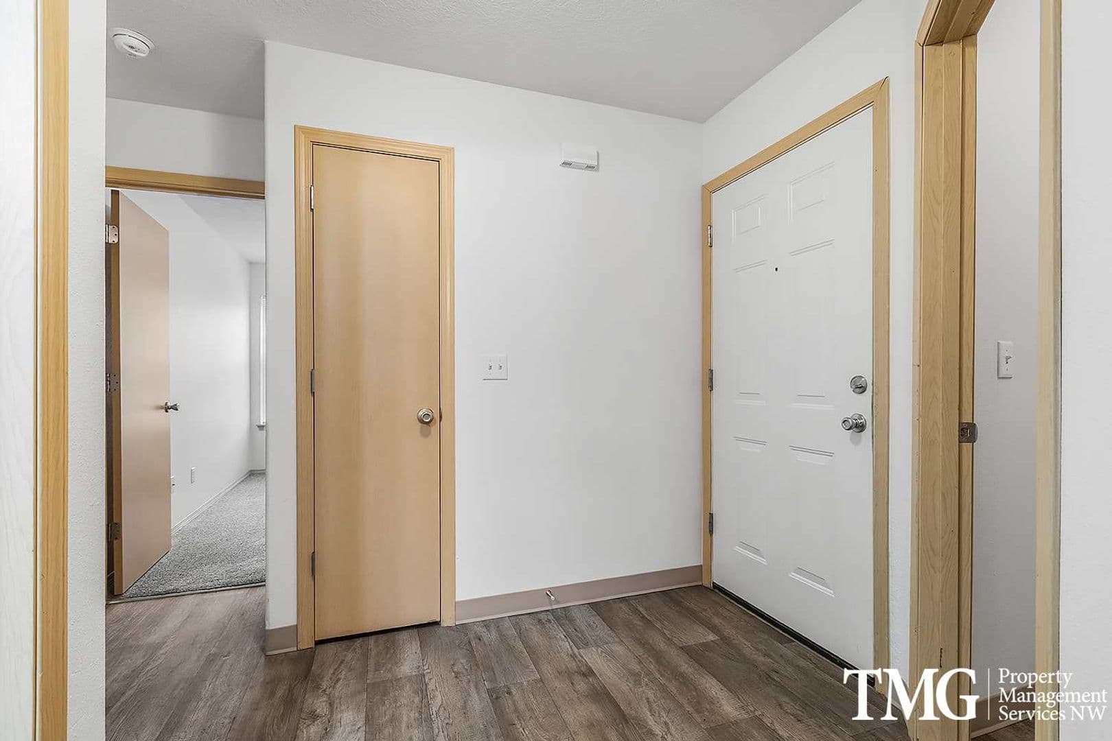 Vancouver Apartment: 13608 NE 72nd St