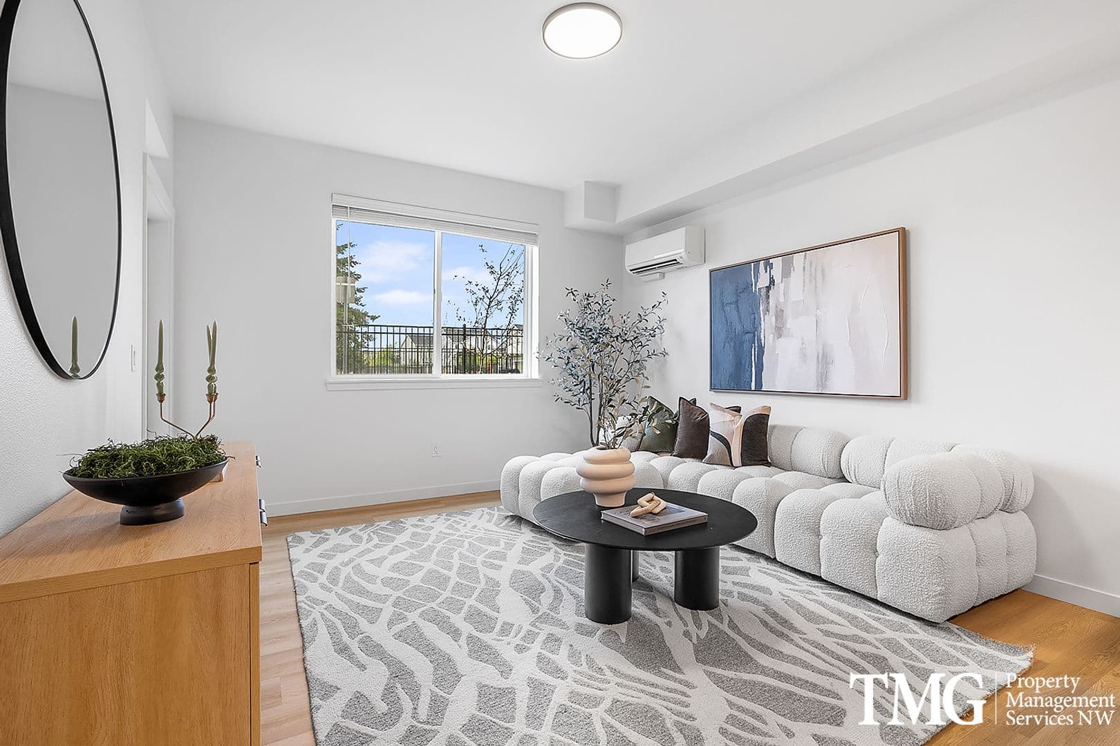 Vancouver Apartment: 12616 NE 116th Way