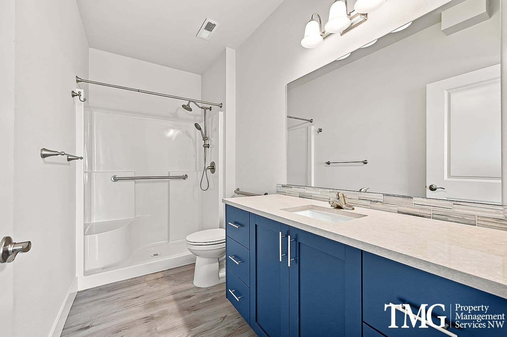 Kennewick Apartment: 7918 W 10th Ave