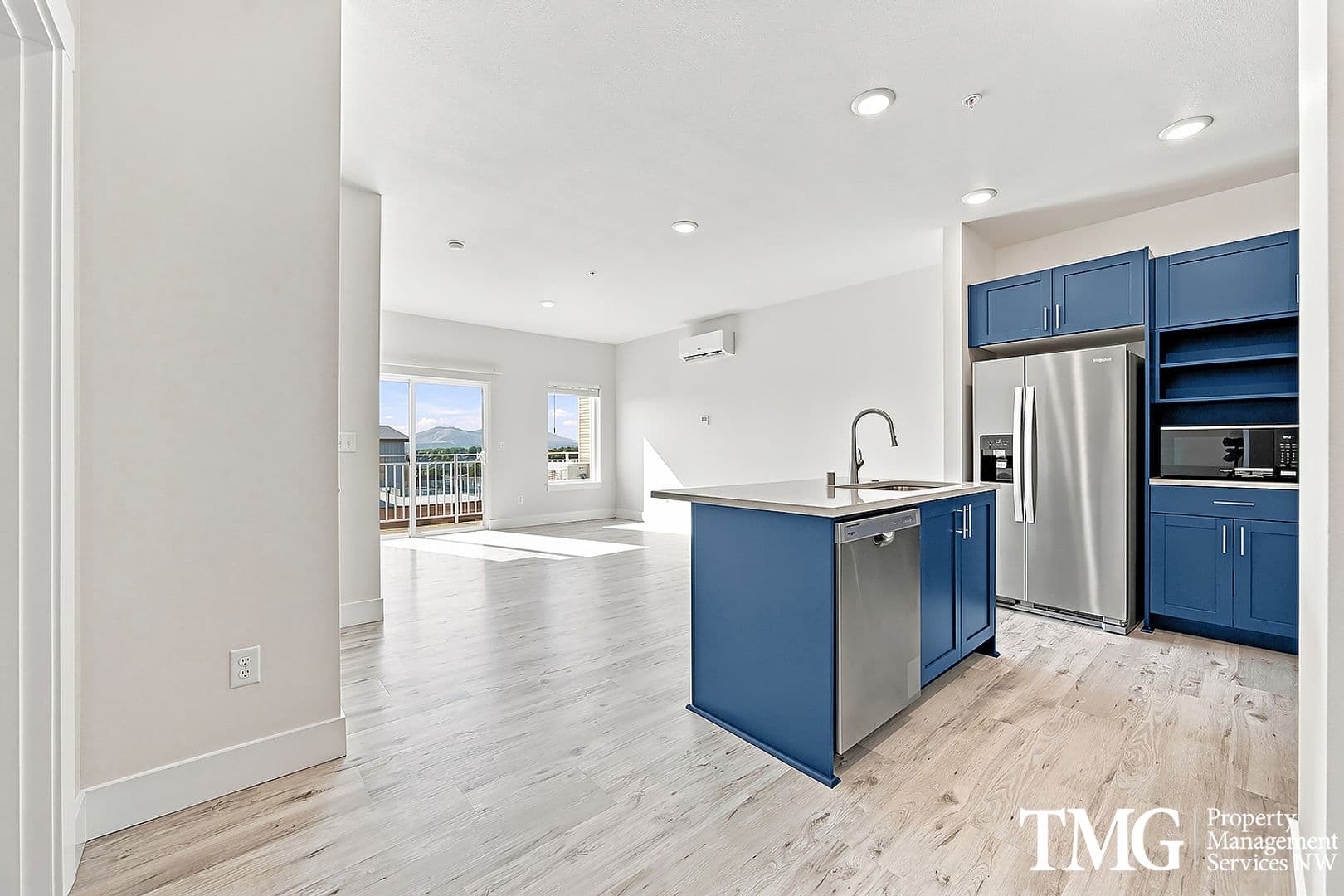 Kennewick Apartment: 7918 W 10th Ave