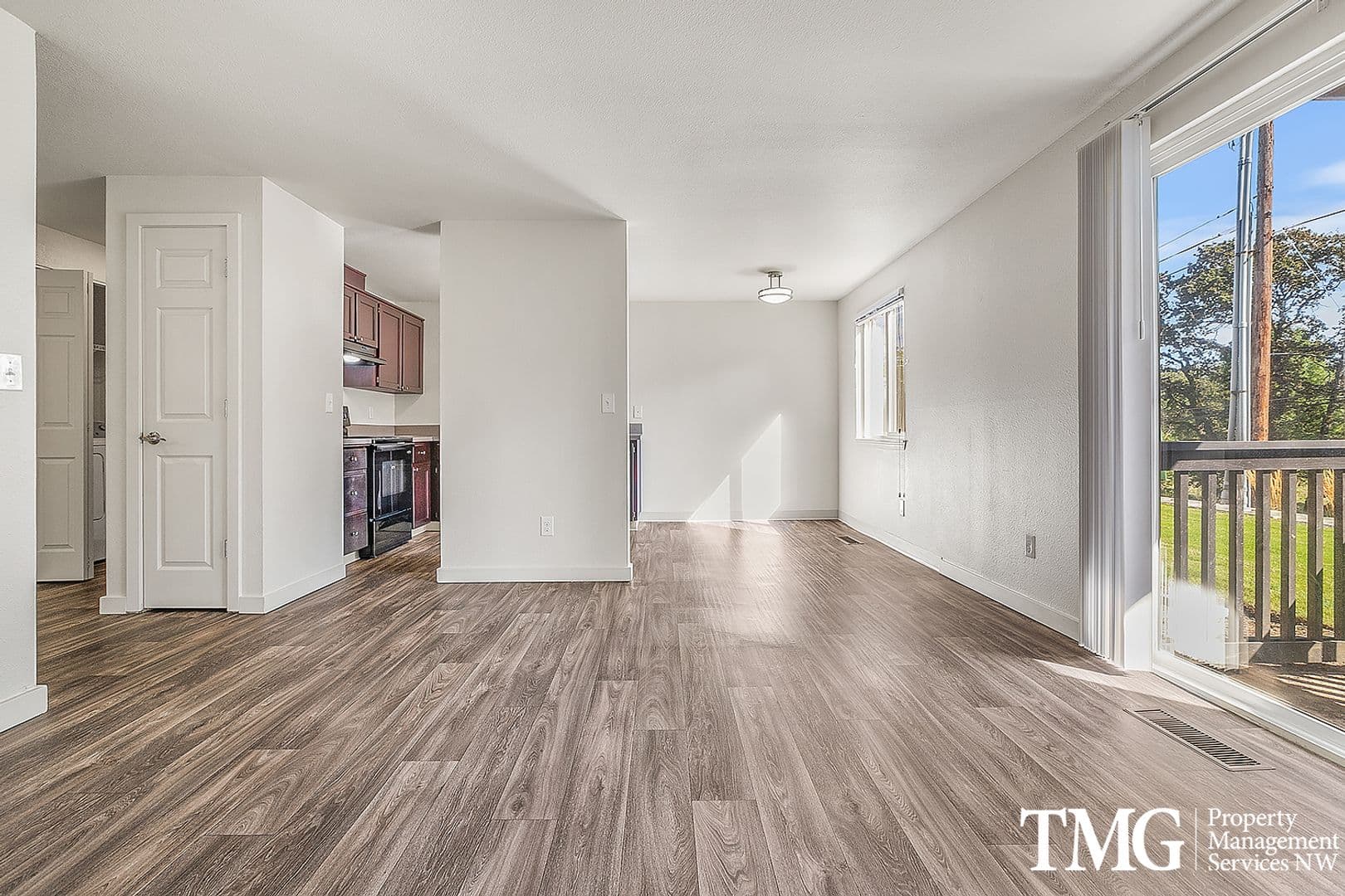 Camas Apartment: 3003 NE 3rd Ave