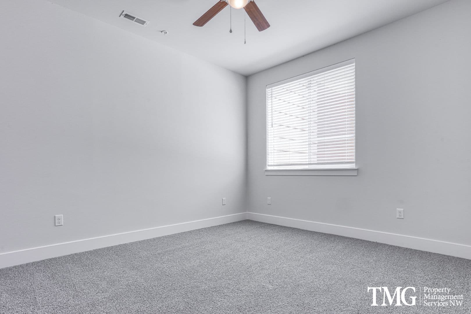 Kennewick Apartment: 7960 W 10th Ave