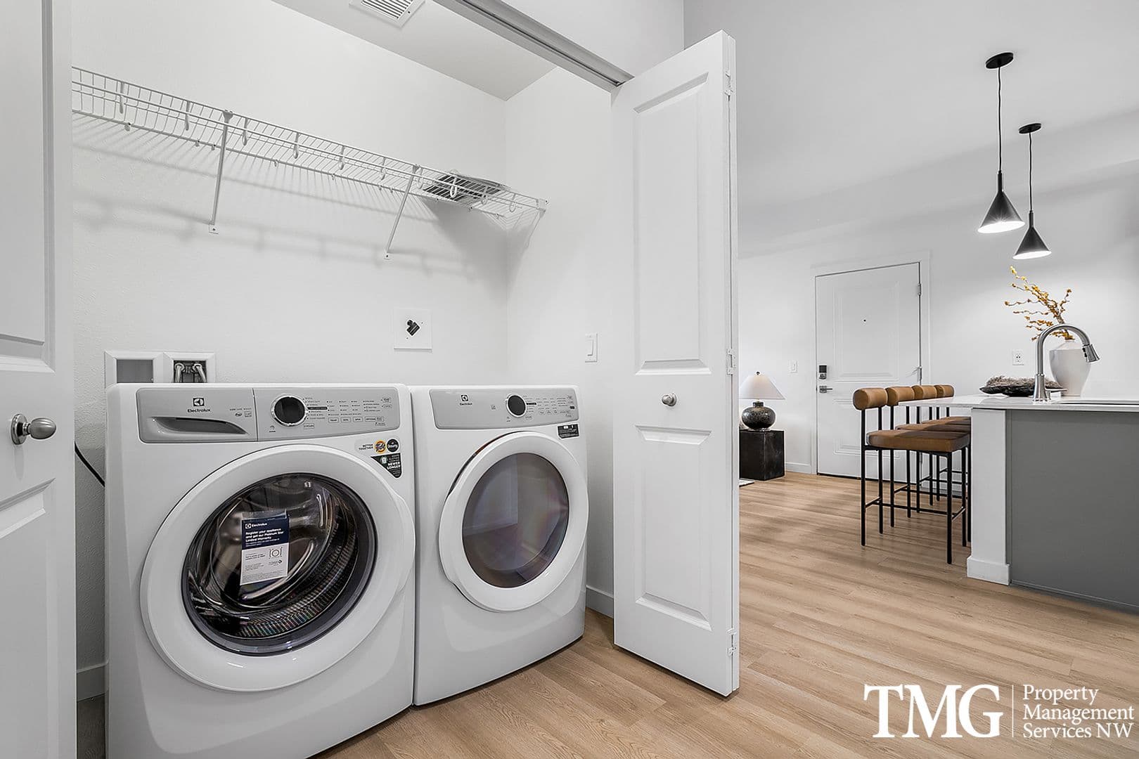 Vancouver Apartment: 12616 NE 116th Way