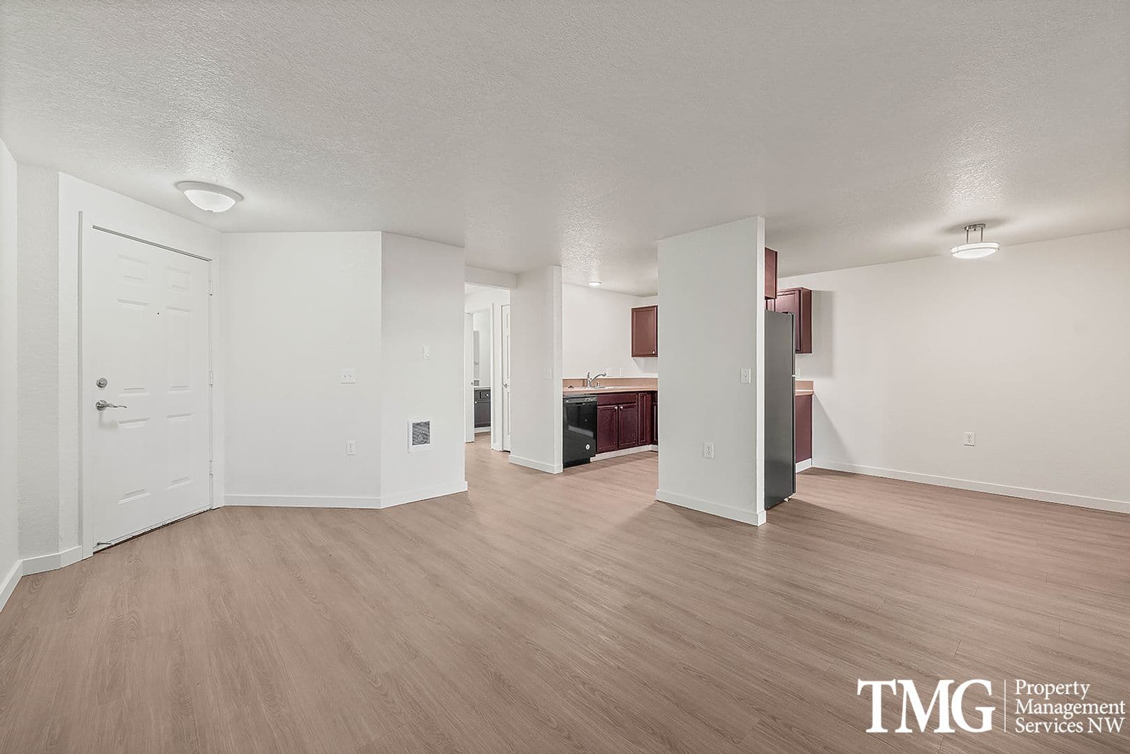 Vancouver Apartment: 16119 SE 1st St